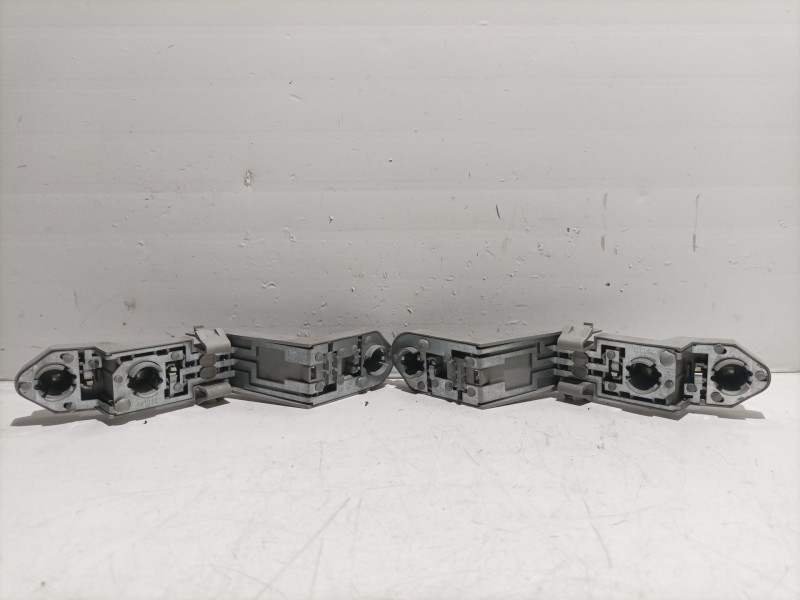 Recambio de portalamparas interior para volvo s60 i (384) d5 referencia OEM IAM 8663868 8663868 