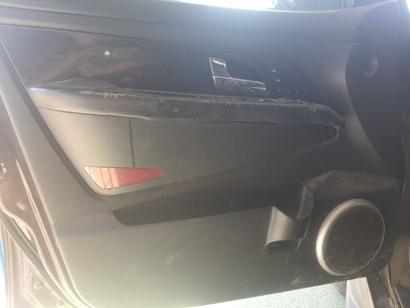 Recambio de moldura puerta delantera izquierda para ssangyong rexton referencia OEM IAM   