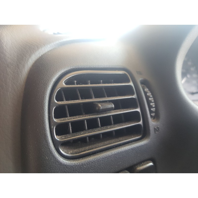 Recambio de aireador calefaccion para mazda 323 coupe 323 coupe cb4 referencia OEM IAM 0  