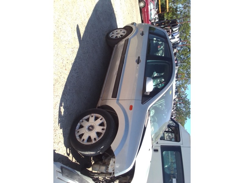 ford fusion (ju_) del año 2002