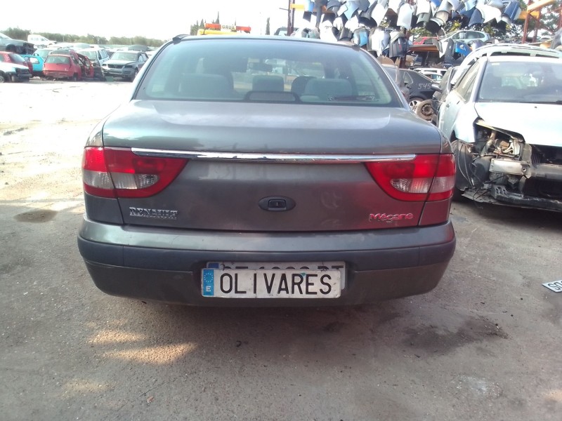 renault megane i classic (la0/1_) del año 2000