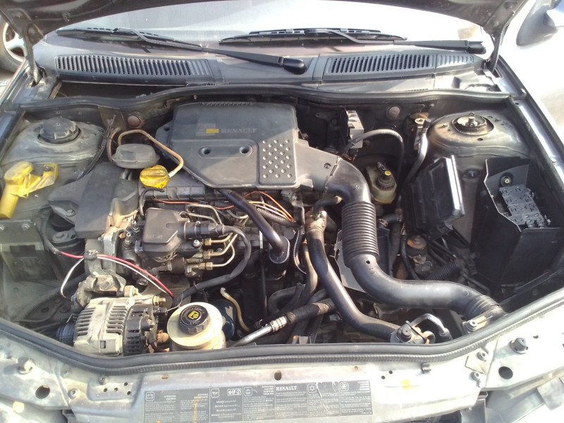 renault megane i classic (la0/1_) del año 2000