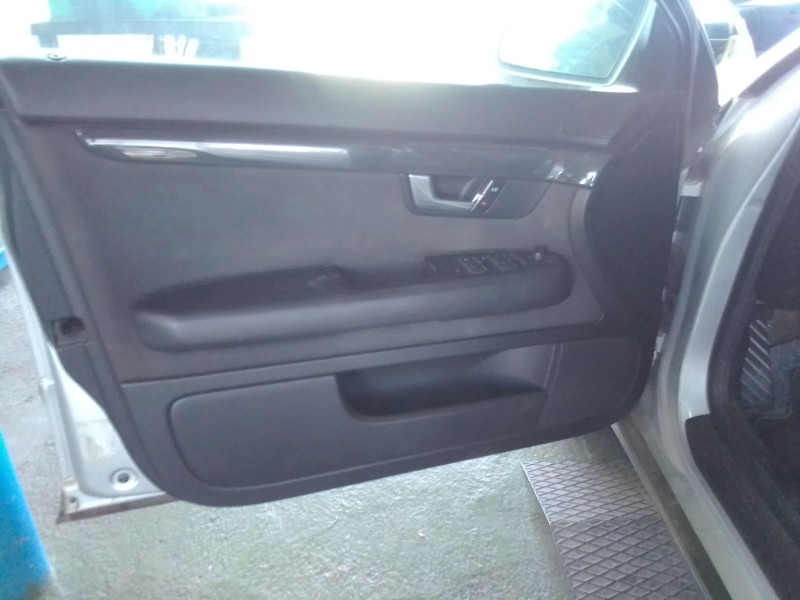 audi a4 b6 (8e2) del año 2000