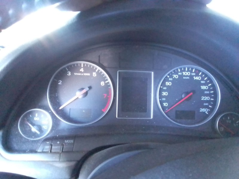 audi a4 b6 (8e2) del año 2000