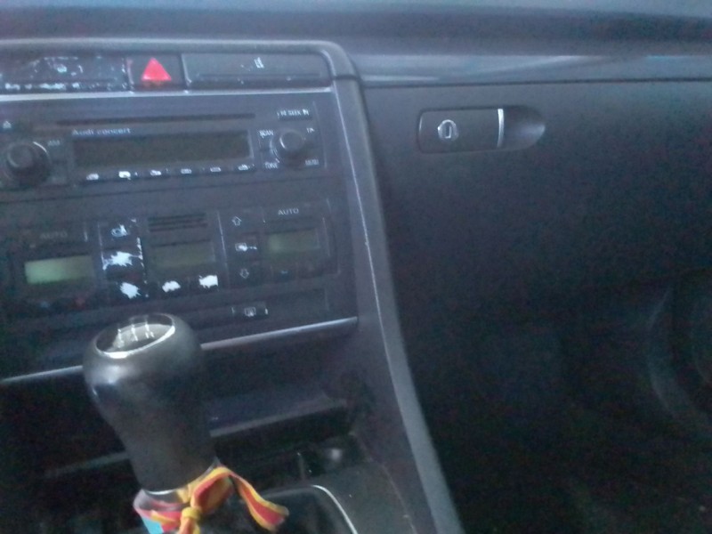 audi a4 b6 (8e2) del año 2000