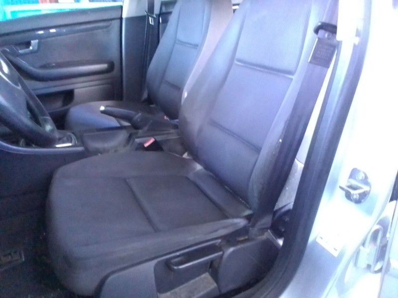 audi a4 b6 (8e2) del año 2000
