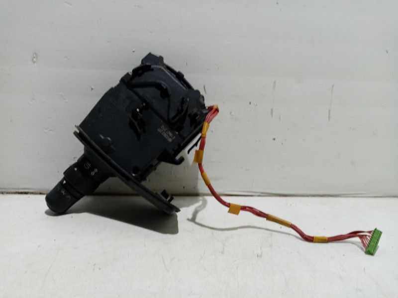 Recambio de mando luces para renault clio iii referencia OEM IAM 88102002277 0186072710 