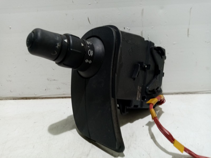 Recambio de mando luces para renault clio iii referencia OEM IAM 88102002277 0186072710 