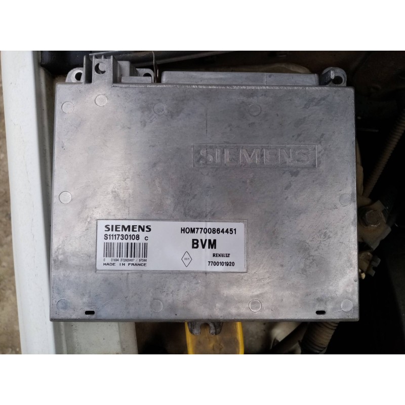 renault megane i berlina hatchback (ba0) 1.4   |   0.95 - 0.99 | 1995 - 1999 | 75 cv / 55 kw del año 1995