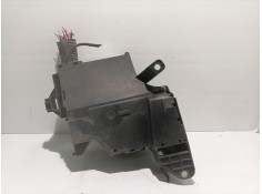 Recambio de caja reles / fusibles para opel corsa c 1.0 12v cat (z 10 xe / lw3) referencia OEM IAM 09115986   2