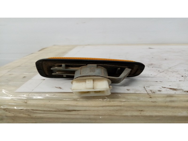 Recambio de piloto lateral izquierdo para citroën xsara berlina 1.4 referencia OEM IAM   