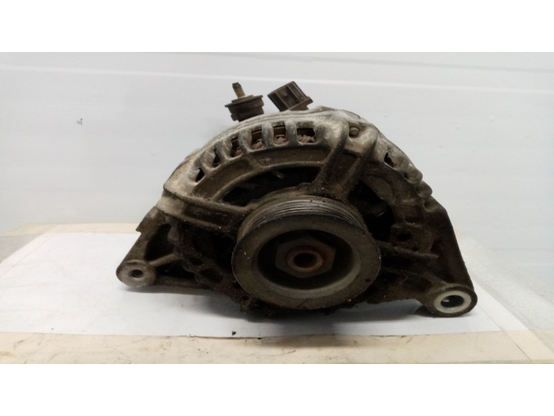 Recambio de alternador para toyota auris 1.4 16v cat referencia OEM IAM 0124315024 270600D030A 