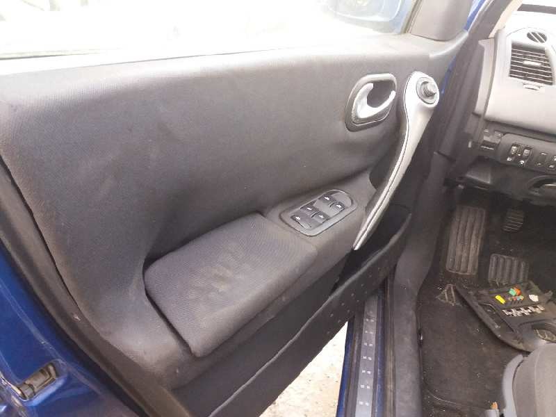 renault megane ii berlina 5p confort dynamique   |   06.05 - 12.09 | 2005 - 2009 | 106 cv / 78 kw del año 2005