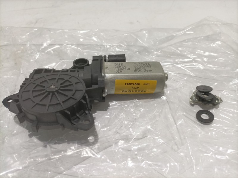 Recambio de motor elevalunas delantero izquierdo para fiat stilo (192) 1.4 referencia OEM IAM 0046831640  