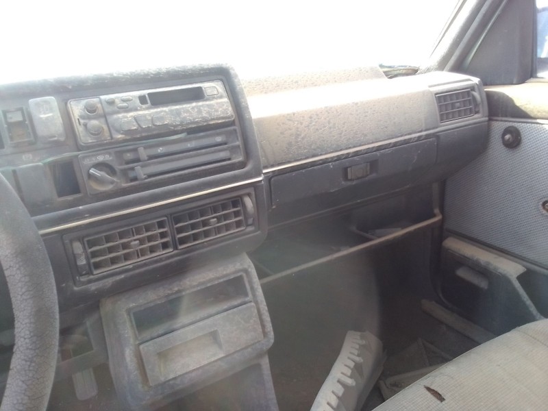 volkswagen jetta (165/167) del año 1984