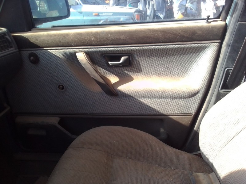 volkswagen jetta (165/167) del año 1984