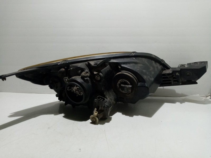 Recambio de faro izquierdo para mazda 3 berlina (bk) referencia OEM IAM 2161149L  