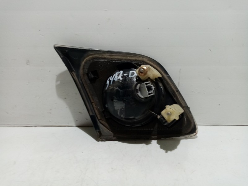 Recambio de piloto trasero derecho interior para mazda 3 berlina (bk) referencia OEM IAM P2913  