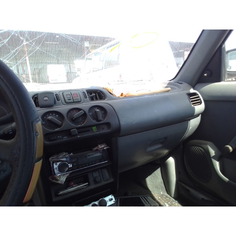 nissan micra ii (k11) del año 1999