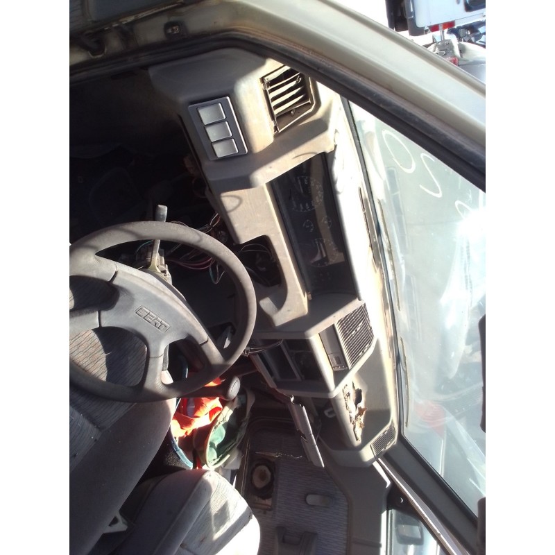 seat malaga del año 1985