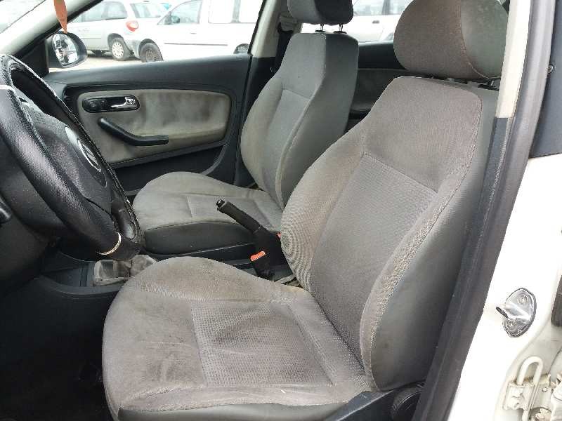 seat ibiza (6l1) stella   |   04.02 - 12.04 | 2002 - 2004 | 64 cv / 47 kw del año 2002