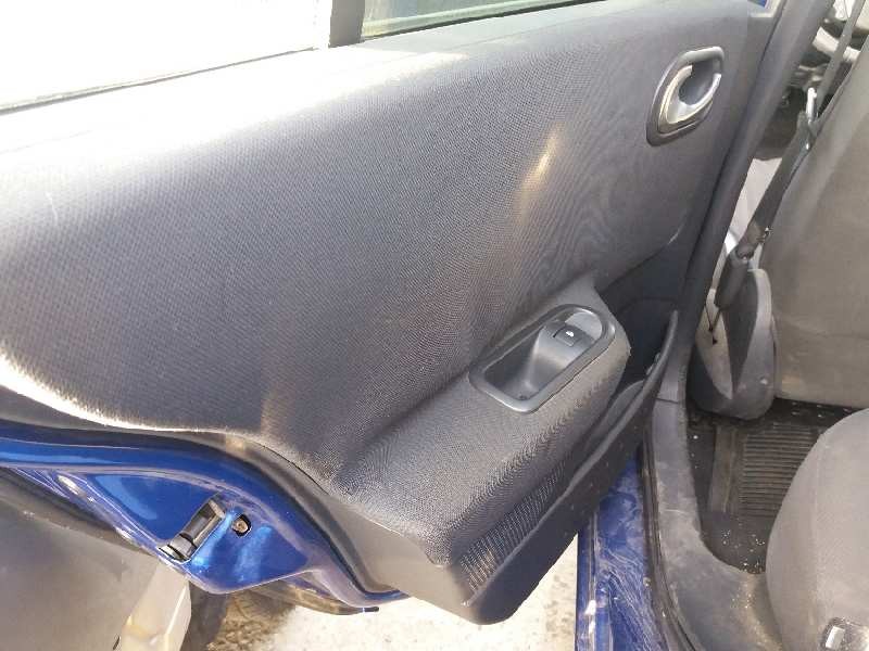 renault megane ii berlina 5p confort dynamique   |   06.05 - 12.09 | 2005 - 2009 | 106 cv / 78 kw del año 2005