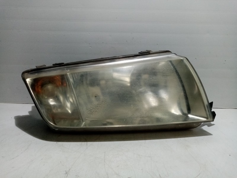 Recambio de faro derecho para skoda fabia (6y2/6y3) referencia OEM IAM 6Y194116C 38324701 2742522