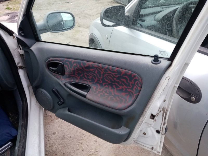 renault megane i berlina hatchback (ba0) 1.4   |   0.95 - 0.99 | 1995 - 1999 | 75 cv / 55 kw del año 1995