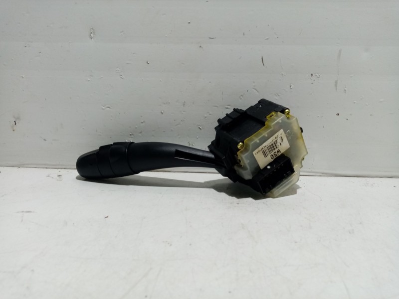 Recambio de mando limpia para kia cee´d referencia OEM IAM 934201H500  