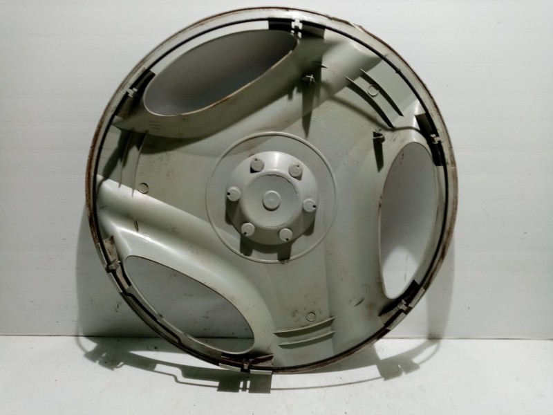 Recambio de tapacubos para nissan primera berlina (p12) referencia OEM IAM   