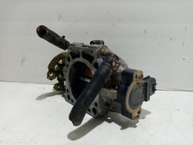 Recambio de caja mariposa para nissan serena c23m referencia OEM IAM 161182C000  