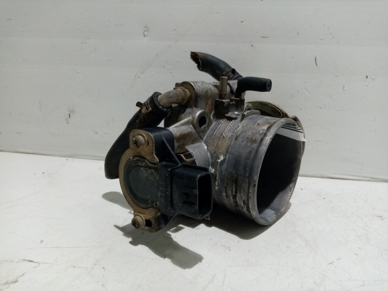 Recambio de caja mariposa para nissan serena c23m referencia OEM IAM 161182C000  