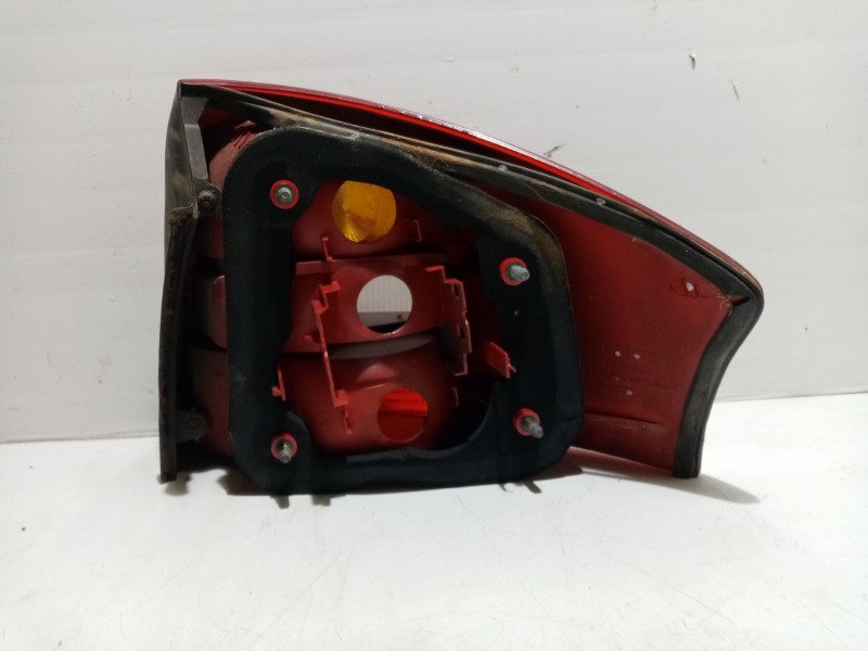 Recambio de piloto trasero izquierdo para audi a6 c5 (4b2) 2.8 referencia OEM IAM 4B5945095  