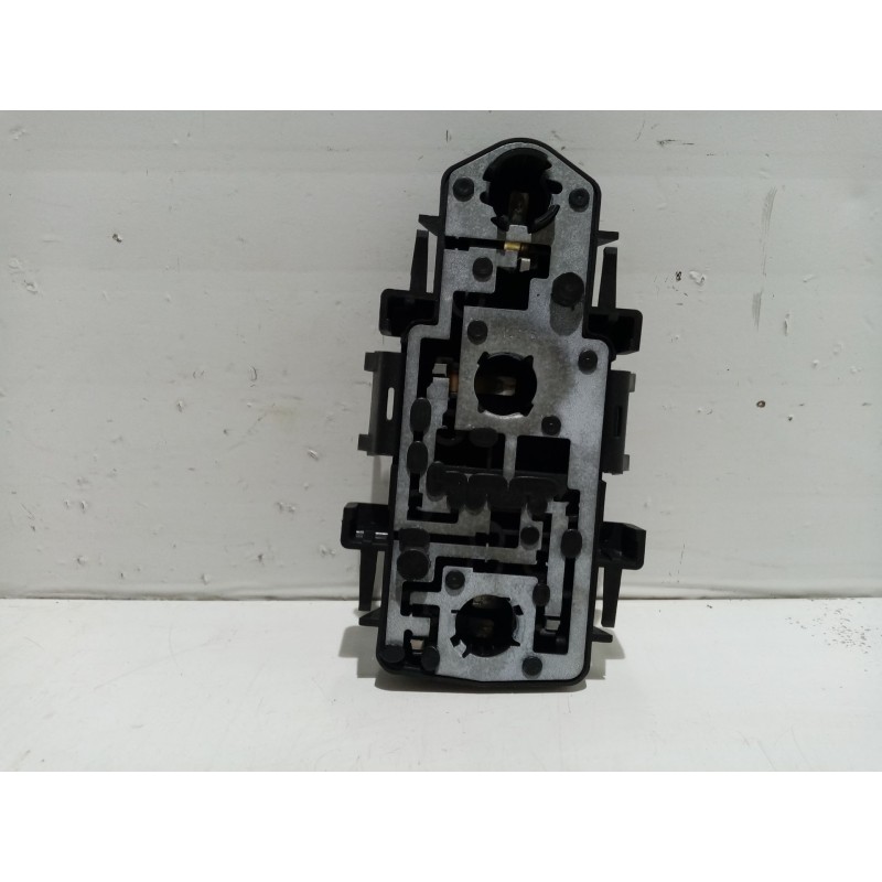 Recambio de portalamparas para audi a6 c5 (4b2) 2.8 referencia OEM IAM B5831BL  