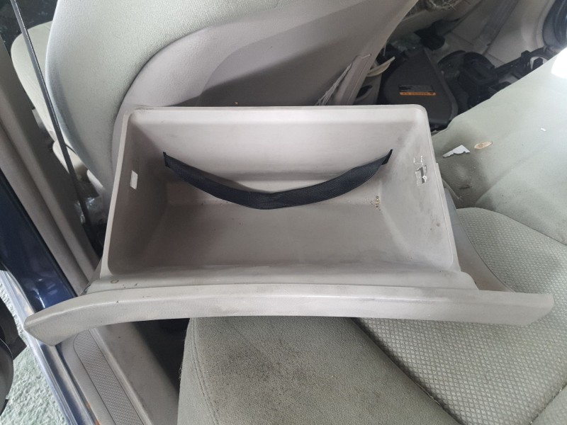 Recambio de guantera para kia cerato i sedán (ld) 2.0 crdi referencia OEM IAM   