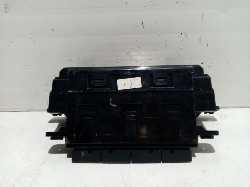 Recambio de pantalla multifuncion para kia cee´d referencia OEM IAM 957101H100  