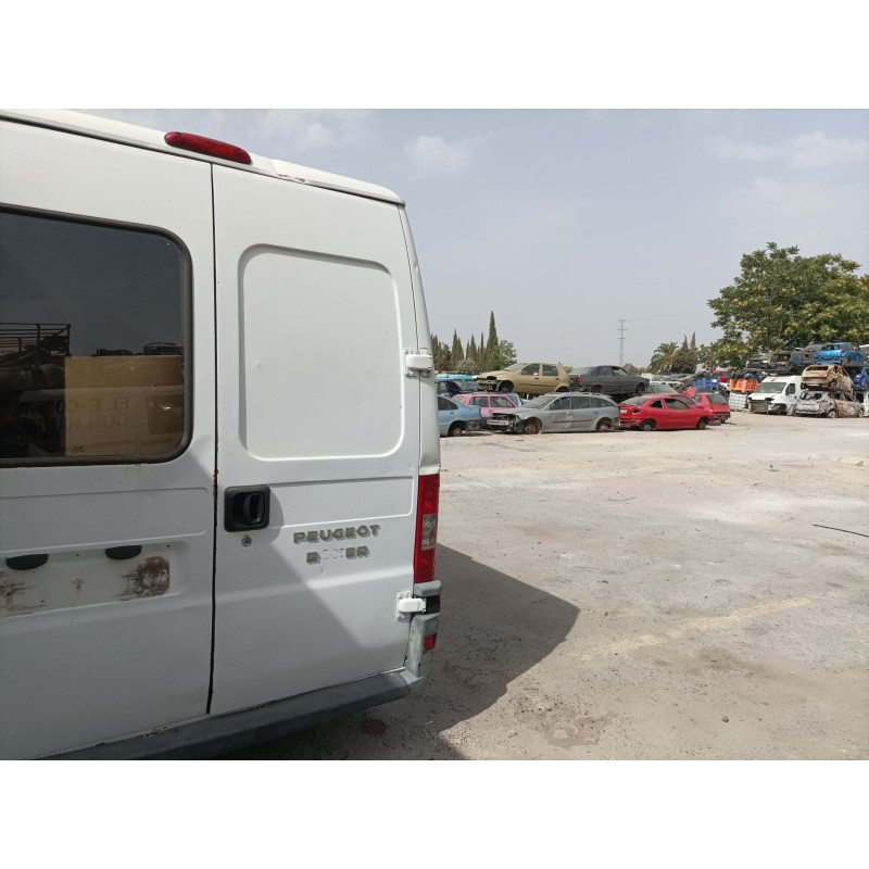 Recambio de porton trasero derecho para peugeot boxer furgón (244) 2.8 hdi referencia OEM IAM   