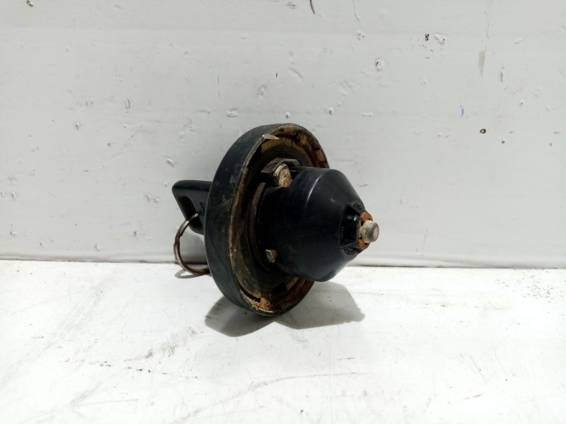 Recambio de bombin puerta delantera derecha para seat malaga referencia OEM IAM   