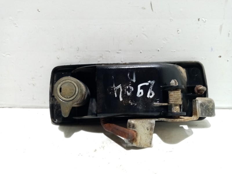 Recambio de maneta exterior delantera derecha para seat malaga referencia OEM IAM   