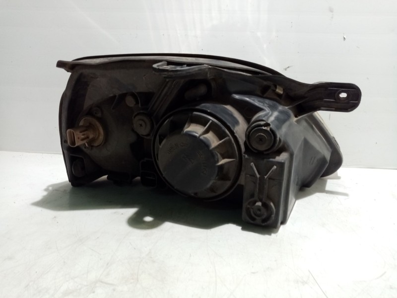 Recambio de faro izquierdo para kia rio referencia OEM IAM   