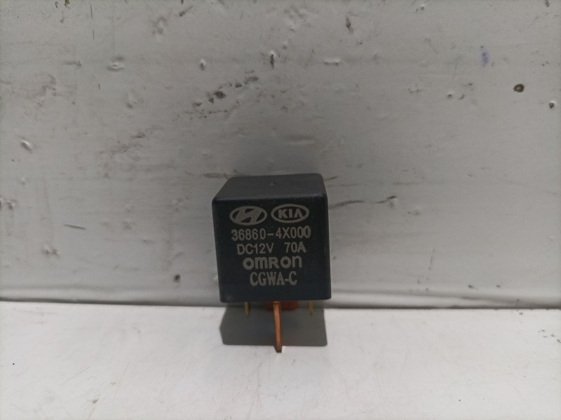Recambio de rele para kia cee´d referencia OEM IAM 368604X000  