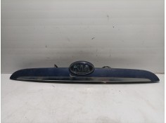 Recambio de moldura piloto matricula para kia cerato i sedán (ld) 2.0 crdi referencia OEM IAM   