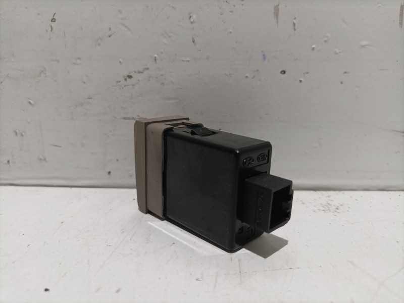 Recambio de mando regulacion luces para kia cerato i sedán (ld) 2.0 crdi referencia OEM IAM   