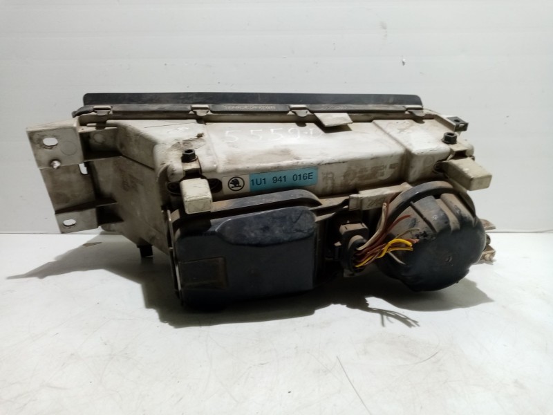 Recambio de faro derecho para skoda octavia i (1u2) 1.9 tdi referencia OEM IAM 1U1941016E  