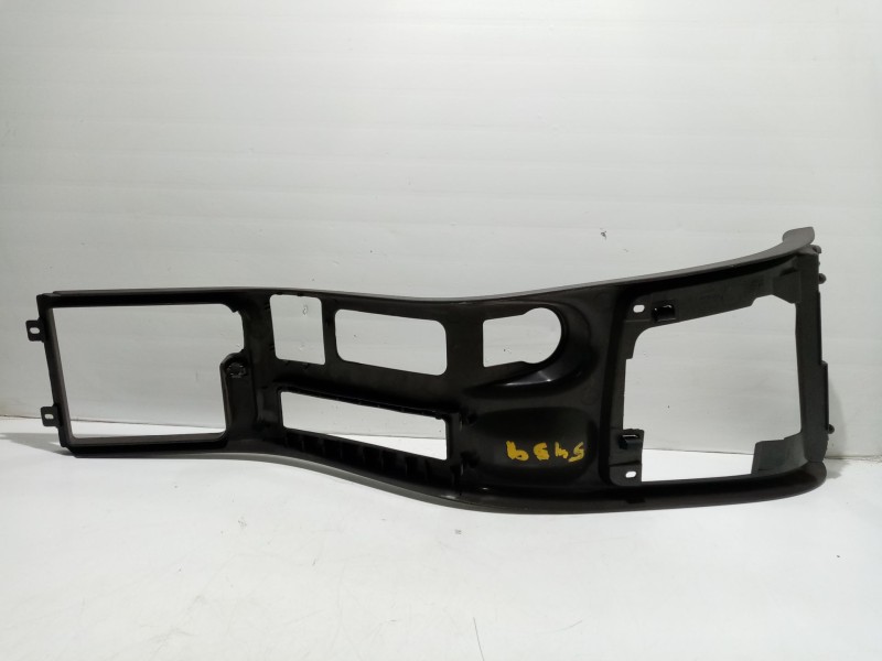 Recambio de consola central para saab 9-5 berlina referencia OEM IAM 4615654 4615654 