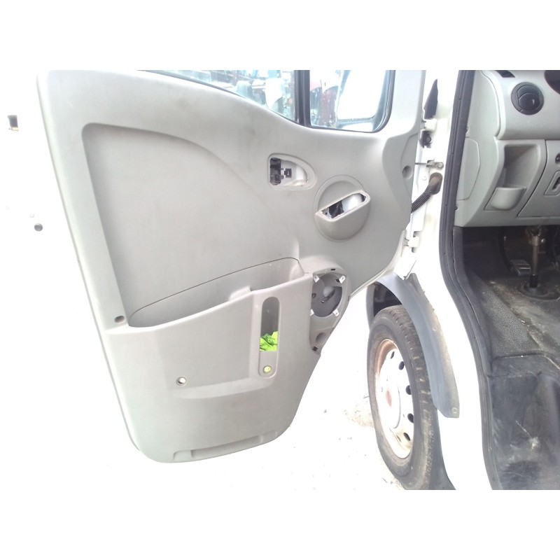 nissan interstar (x70) del año 2002