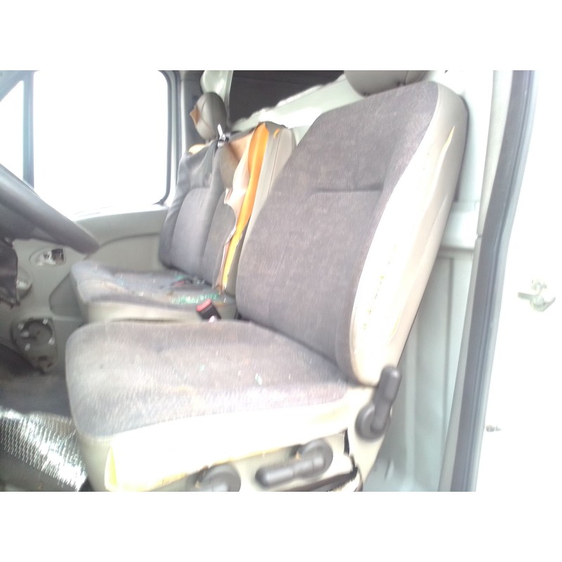 nissan interstar (x70) del año 2002