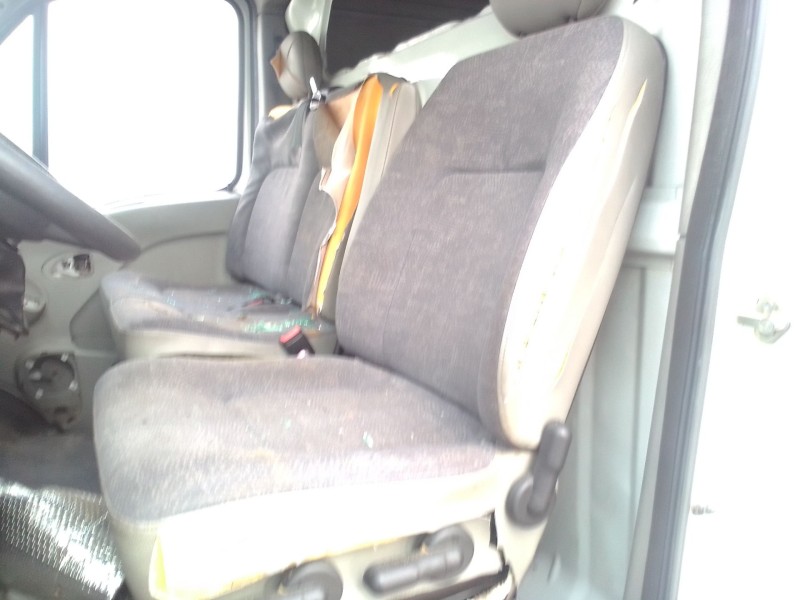 nissan interstar (x70) del año 2002