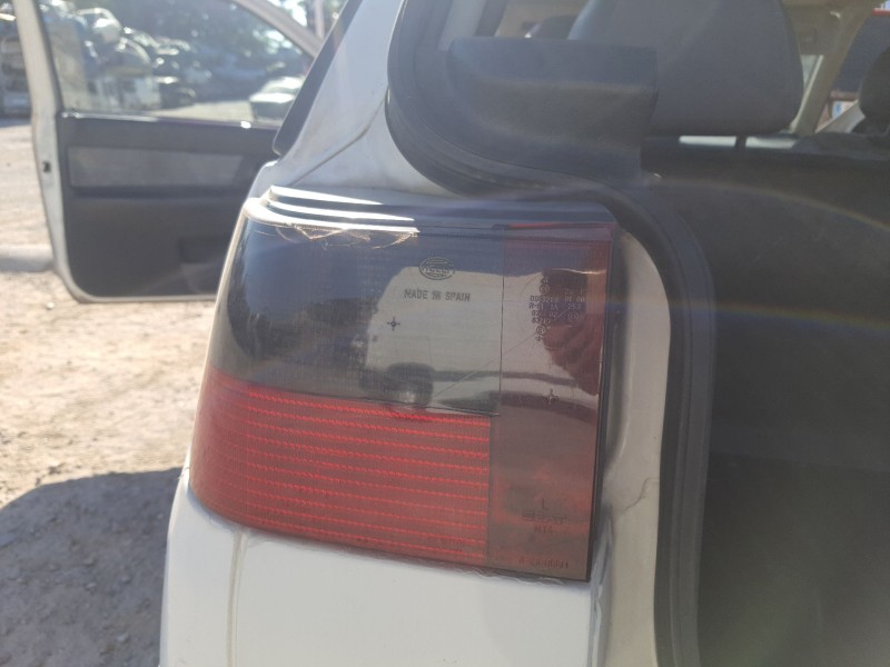 Recambio de piloto trasero izquierdo para seat ibiza ii (6k1) 1.4 i referencia OEM IAM   