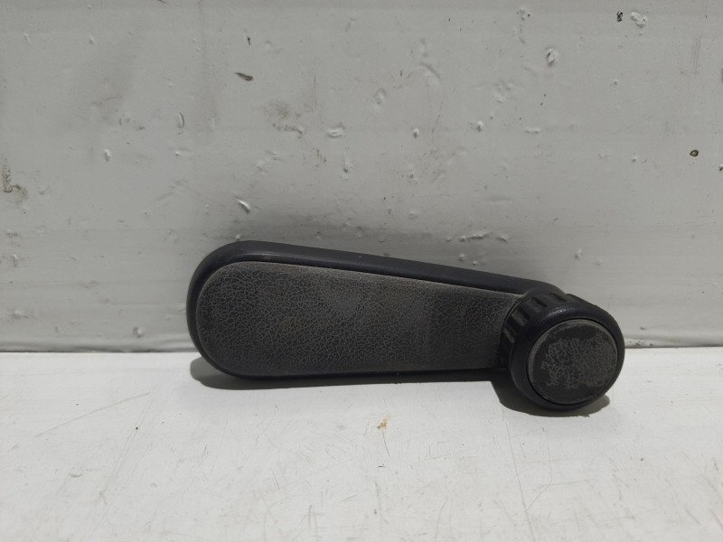 Recambio de maneta elevalunas delantera izquierda para volkswagen jetta (165/167) referencia OEM IAM   